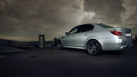 Bmw m5 e60 обои 4к