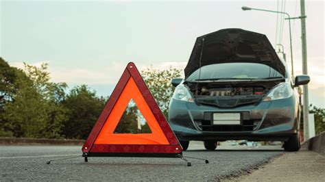 C Mo Solicitar Asistencia Si Tu Auto Se Descompone En Carretera