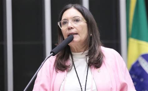 Bia Kicis Chama Daniela Lima De Ventr Loqua De Moraes A Deputada