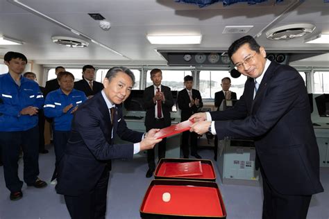 Lng Bunkering Vessel Keys Azalea Delivered Japan S First Lng