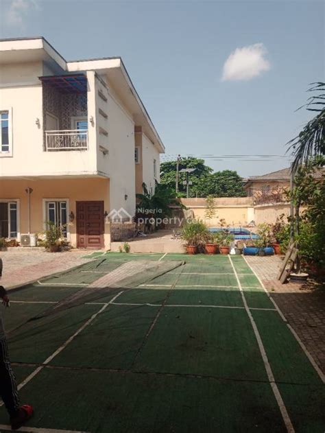 For Rent Lovely Bedroom Duplex With Bq Ilupeju Lagos Beds