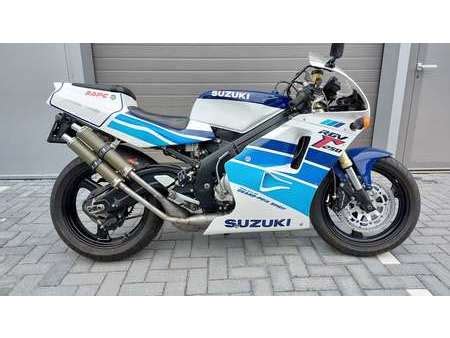 Suzuki Suzuki Rgv Vj Special Used The Parking Motorcycles