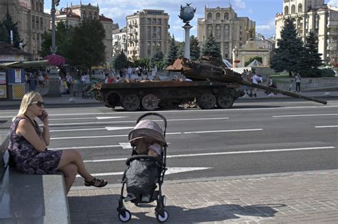 Guerre en Ukraine explosions à Kiev alerte aérienne sur tout le pays