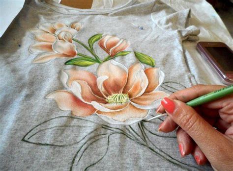 Tutorial Di Pittura Su T Shirt Come Dipingere Fiori Di Magnolia Come