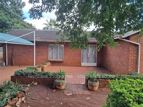 Westgate House In Zimbabwe Zw