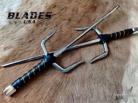 BladesUSA Chrome Compact SAI Swords miekat