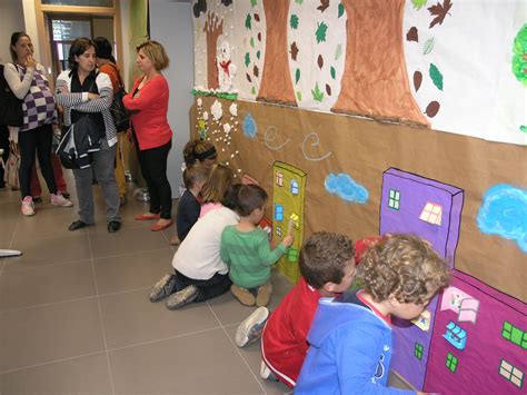 Estudiantes de Magisterio de la CEU UCH de Castellón elaboran un