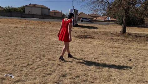 Butt Plug Next To Busy Road Flashing Boobs And Ass In Public TNAFlix Porn Videos