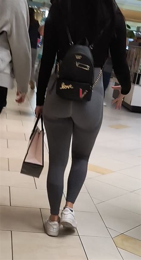 Beautiful Bubble Butt Latina Spandex Leggings Yoga Pants Forum