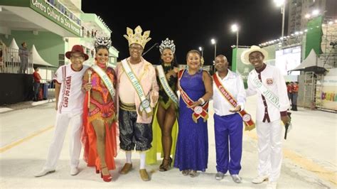 Concurso Elege Novos Rei Momo Rainha E Princesa Do Carnaval Santista