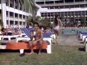 El Bronco Nude Pics Page 1