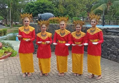 Smpi Ah Borong Piala Di Ajang Lomba Tari Kreasi Daerah Nusantara