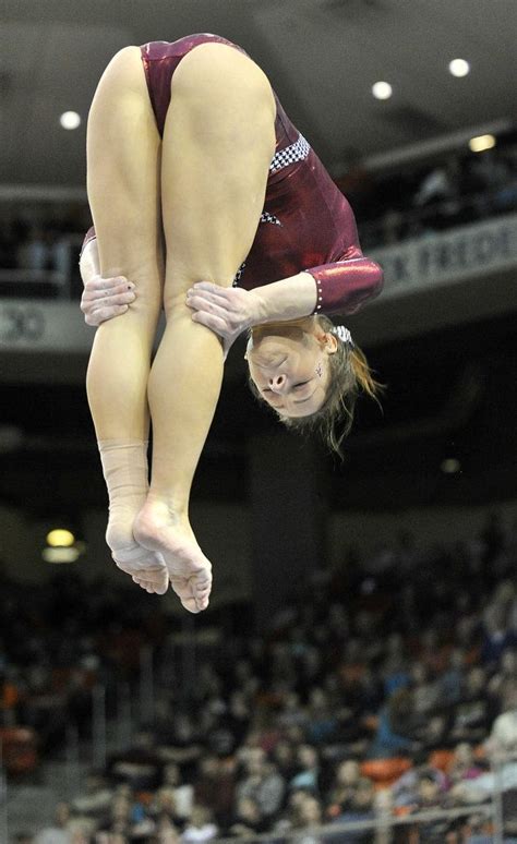 Alabamas Sarah Demeo Performs On The Beam During Auburns Ncaa