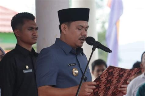 Usai Melantik 10 Kades Plt Bupati Koltim Ingatkan Untuk Kembali