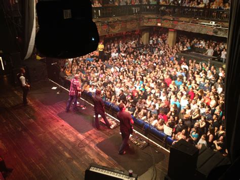The house of blues vegas stage has a secret hidden entrance 24