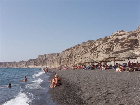 Black Beach - Santorini Photo from Vlychada in Santorini | Greece.com