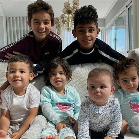 Épinglé par Cristiano Ronaldo Aveiro JR sur CR7 Ronaldo cristiano