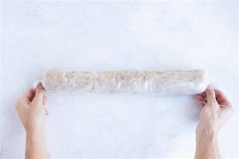 Can you put Wax Paper in the Oven? - Evolving Table