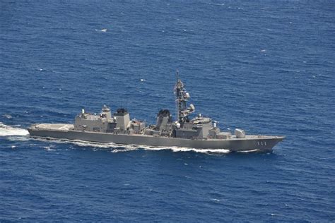 共軍海測船闖領海 日艦監控 國際 共軍海測船闖領海 日艦監控 青年日報