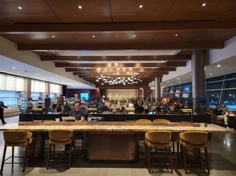 The 3 New American Airlines British Airways Lounges At New York JFK