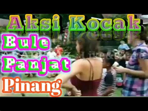 Aksi Kocak Bule Ikut Lomba Panjat Pinang Youtube