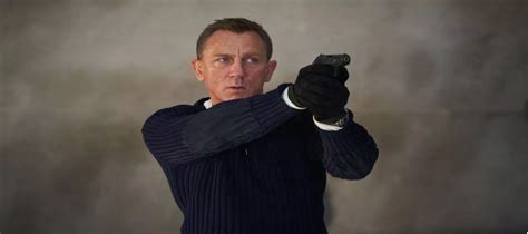 Mi Inggris Cari James Bond Dalam Kehidupan Nyata Dibayar Rp Juta