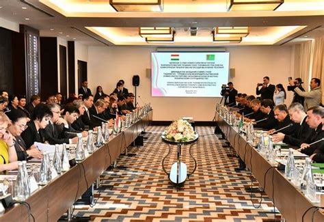 Turkmen Delegation Holds Business Talks In Dushanbe Economy