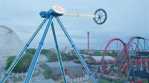 Giant New ‘sky Striker Ride Opens At Six Flags Great America In Gurnee