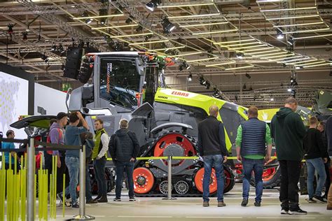 Claas überrascht Mit Einem Autonomen Xerion Traktor Prototyp Auf Der