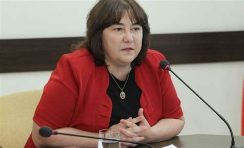 Росица Велкова: Промени в бюджета между първо и второ четене не би ...