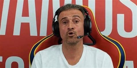 Mundial Qatar Luis Enrique Dt De Espa A Se Estrena Como Streamer