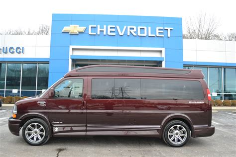 Chevy Express Passenger Explorer Limited X Se Vc Mike