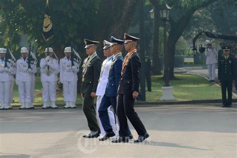 Presiden Jokowi Lantik Perwira Remaja TNI Polri Foto 1 1710354