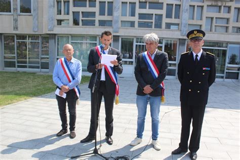 Mort De Nahel à Dieppe Un Hommage Rendu Aux Habitants Et élus