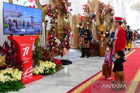 Presiden Ajak Cucu Saksikan Kirab Budaya Saat HUT RI ANTARA News