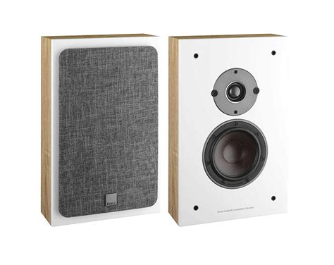 Dali Oberon On Wall Speakers Light Oak Open Box Digitalis Direct