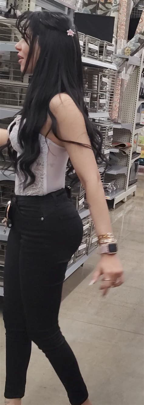 Walmart Latina Basically Wearing Lingerie Tight Jeans Forum