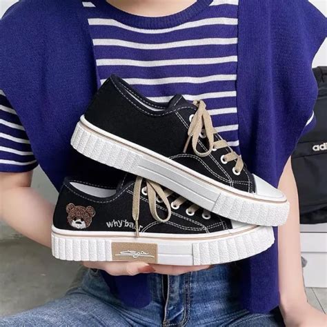 Sepatu Sneakers Wanita Korean Style Why Bear TPR Hitam Putih Sepatu