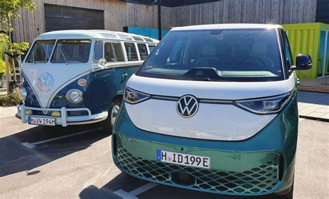 VW ID BUZZ So fährt sich der Batterie Bulli Elektroauto News net