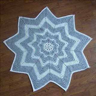 Ravelry 9 Pointed Star Round Ripple Pattern By Gene Saunders