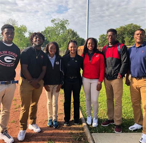 Ebr Schools Glen Oaks High School Students And Faculty
