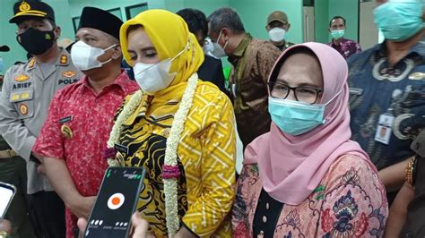 Ketua DPRD Kabupaten Pekalongan Dra Hj Hindun MH Menghadiri