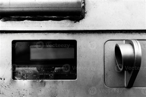 An Electronic Coin Payment Machine 19820118 Stock Photo At Vecteezy