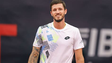 Tennis Dennis Novak Zieht Ins Challenger Finale Von Hamburg Ein