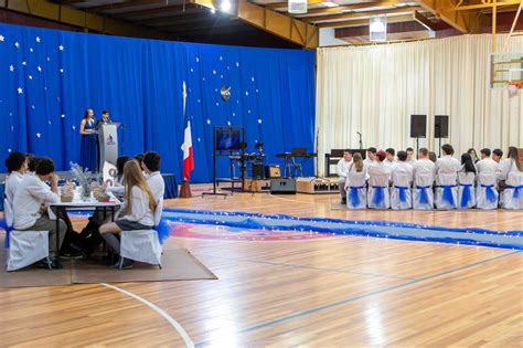 Última día cuartos medios Entrega de Medallitas Lycée Claude Gay