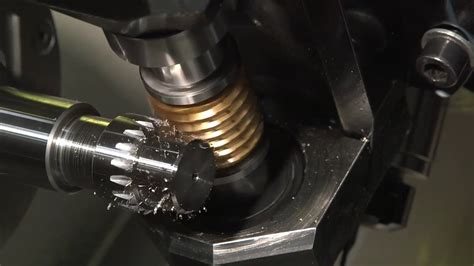 Ferramenta Acionada Para Gera O De Engrenagens Em Torno Cnc Gear