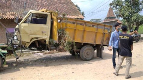 Kecelakaan Beruntun Di Bandar Lampung Sopir Truk Tangki Nekat Melintas