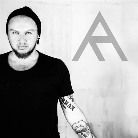 Ard Matthews To Grace Our Stage Cafe Roux