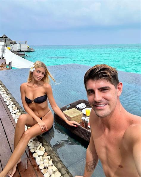 Thibaut Courtois I Iubita Sa Model Se Relaxeaz N Maldive Dup Cupa