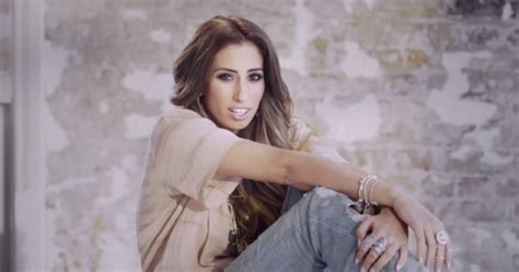 Stacey Solomon Debuts Shy Music Video Watch Official Charts